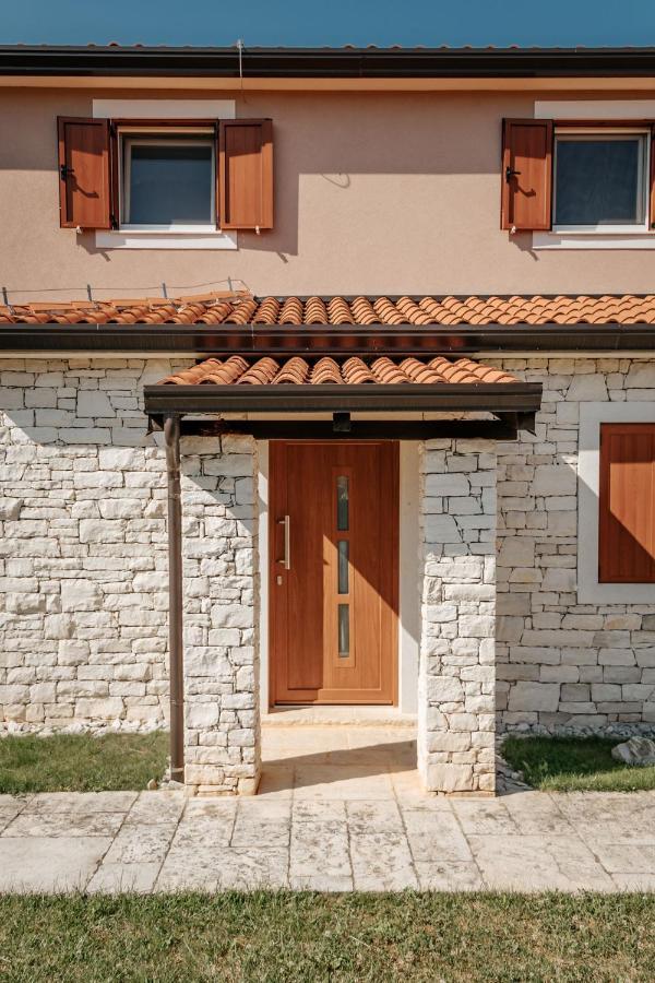 Apartment Robi Umag Exterior photo