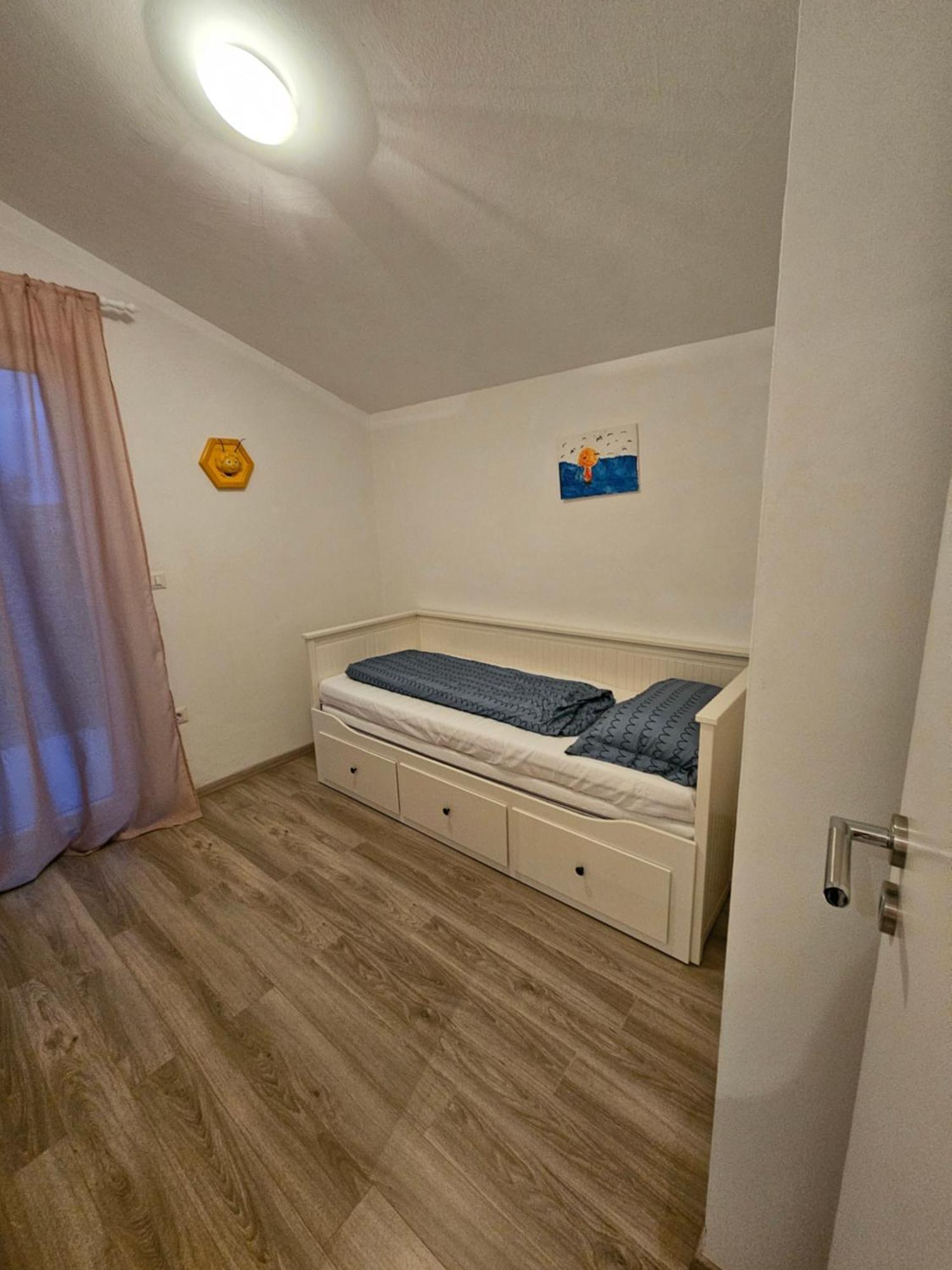 Apartment Robi Umag Exterior photo